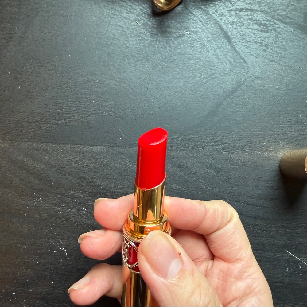 YSL ROUGE VOLUPTE SHINE LIPSTICK - Picture 6 of 7